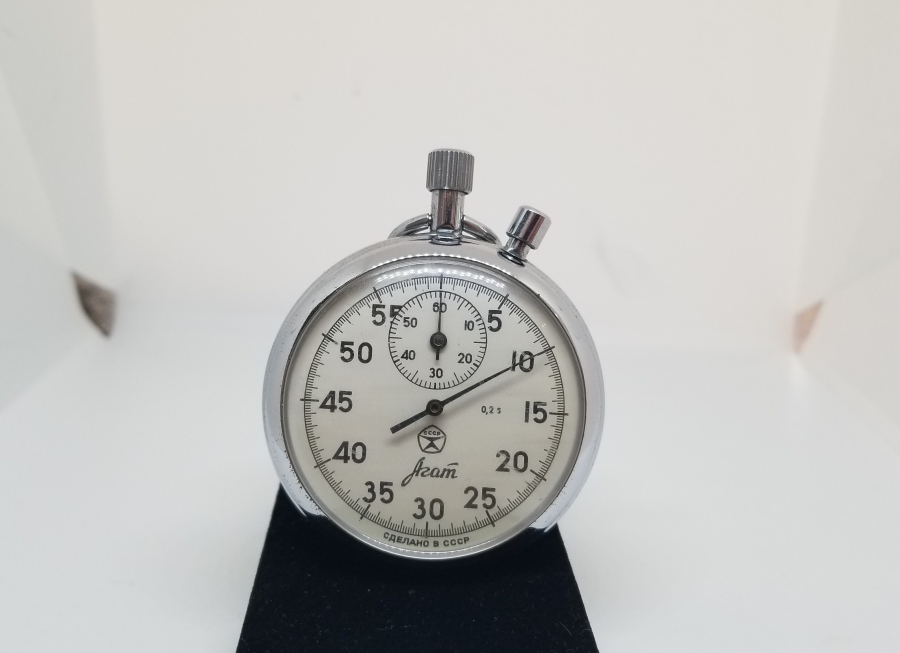 SOVYET RUSYA YAPIMI ANTİKA KURMALI KRONOMETRE