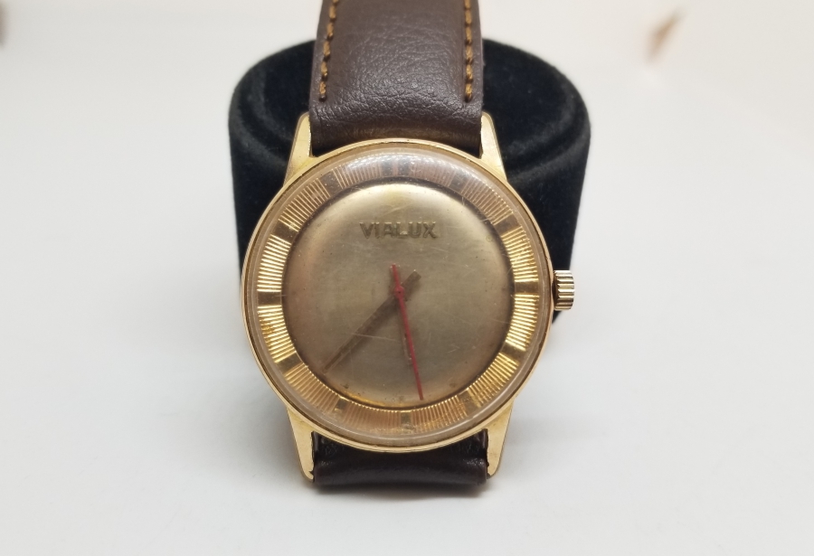 ÇALIŞIR DURUMDA ALTIN KAPLAMA VIALUX KURMALI KOL SAATİ