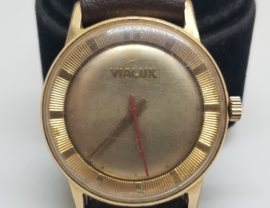 ÇALIŞIR DURUMDA ALTIN KAPLAMA VIALUX KURMALI KOL SAATİ