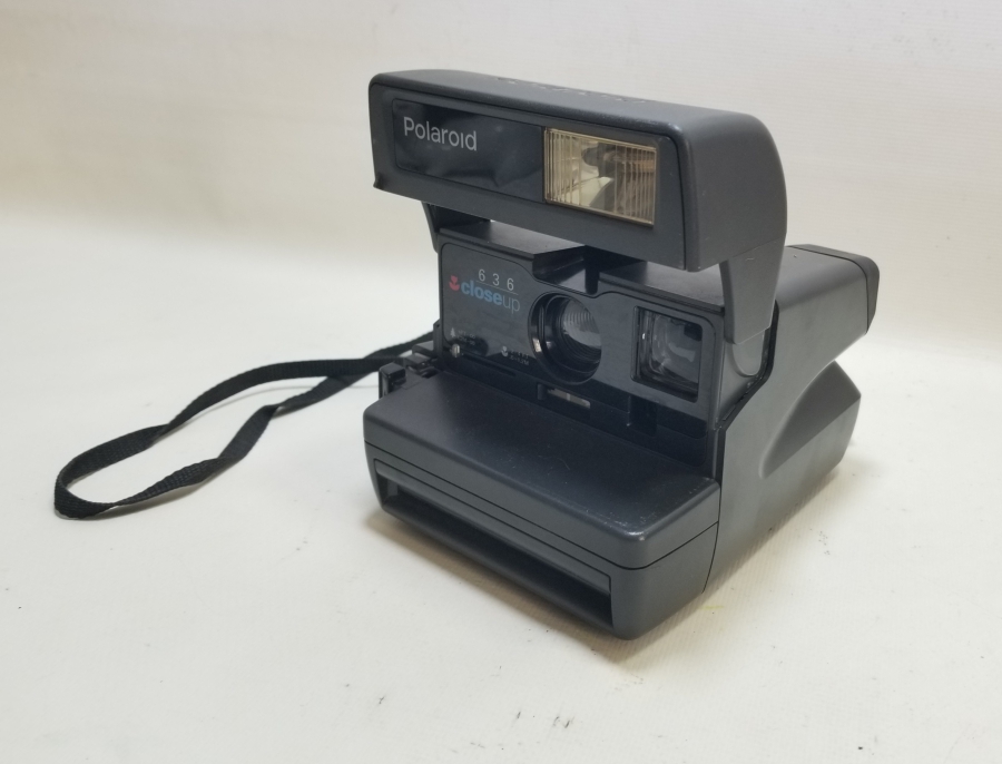 AMERİKAN YAPIMI POLAROID FOTOĞRAF MAKİNESİ