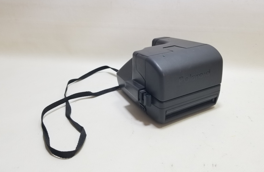 AMERİKAN YAPIMI POLAROID FOTOĞRAF MAKİNESİ