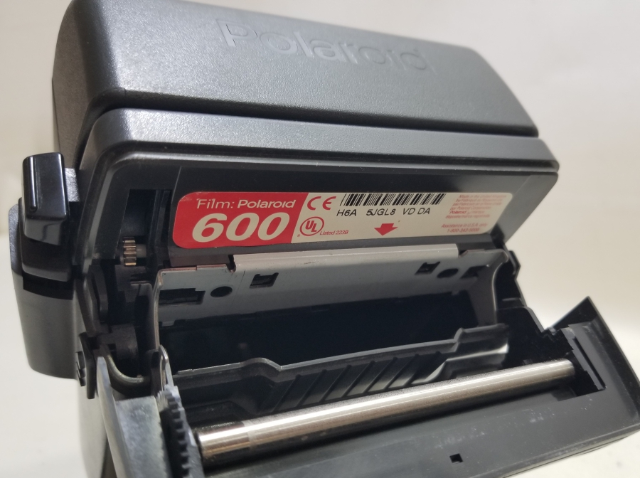 AMERİKAN YAPIMI POLAROID FOTOĞRAF MAKİNESİ