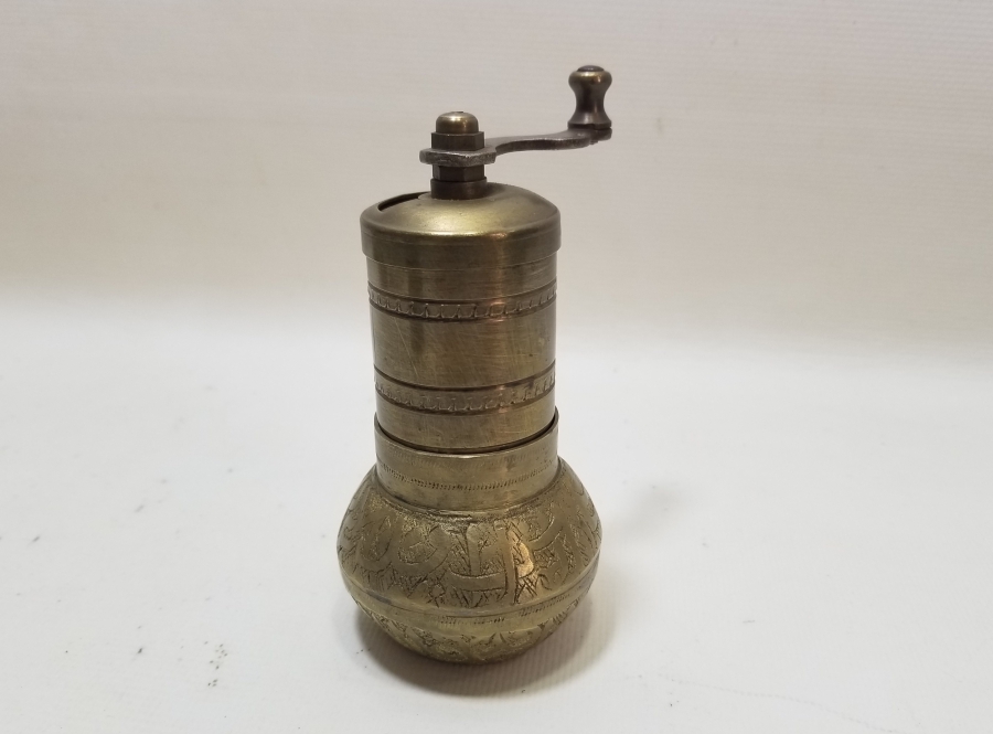 ANTİKA PİRİNÇ BAHARAT DEĞİRMENİ