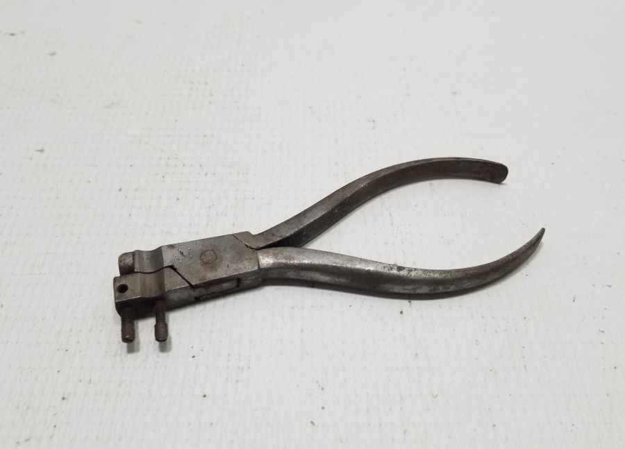 ANTİKA METAL EL ALETİ