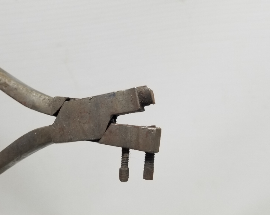 ANTİKA METAL EL ALETİ