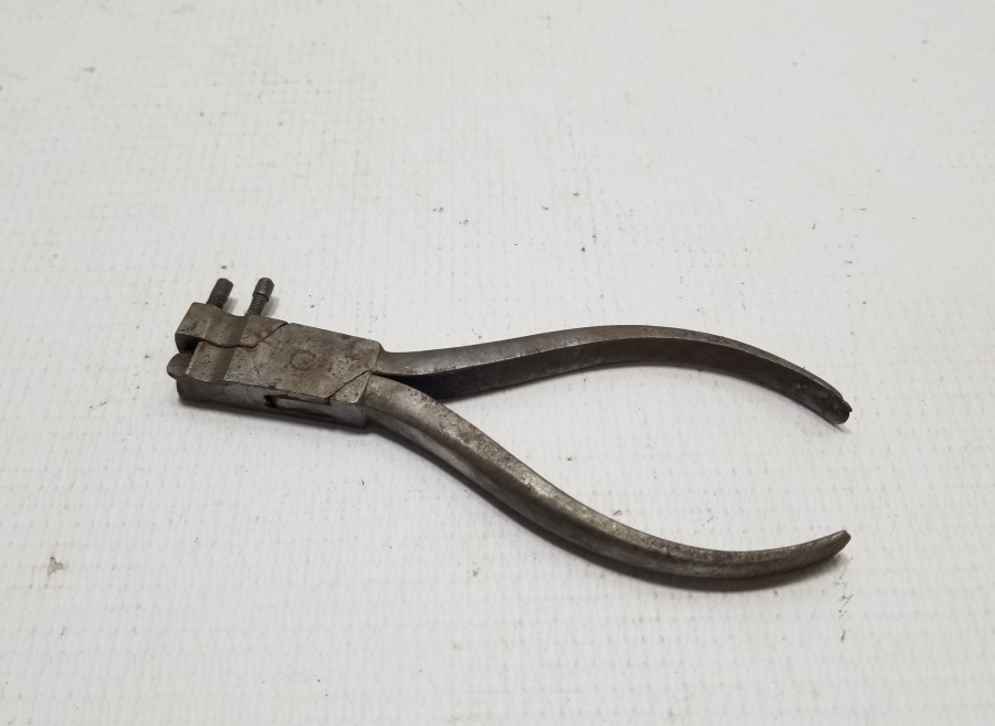 ANTİKA METAL EL ALETİ