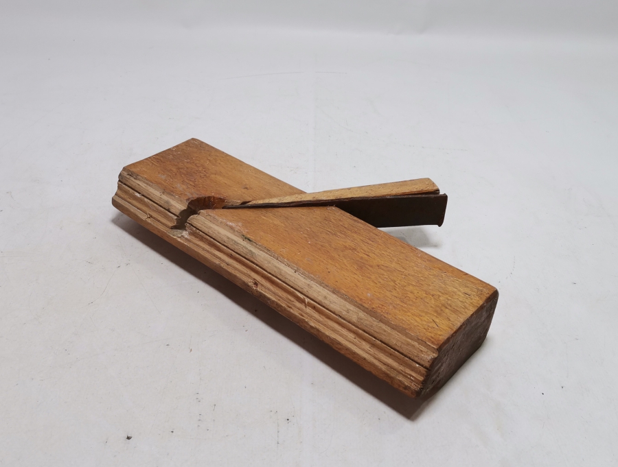 NADİR TİPTE OSMANLI DÖNEMİ MARANGOZ RENDESİ