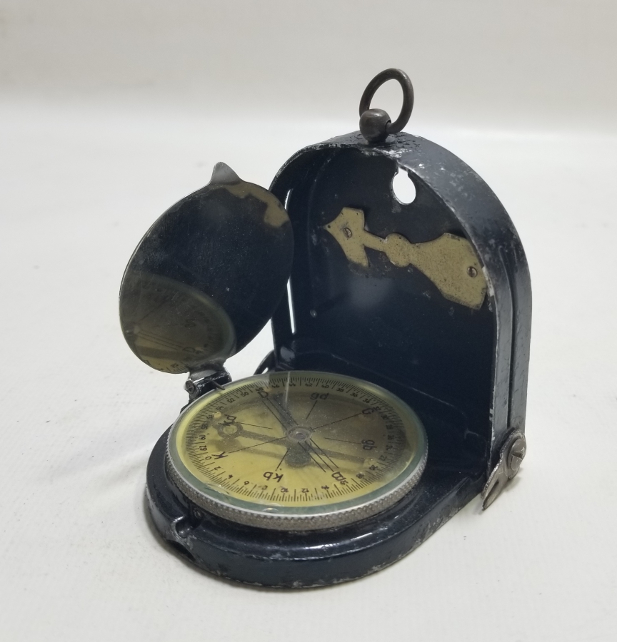 ORİJİNAL DERİ KILIFINDA ANTİKA ASKERİ PUSULA