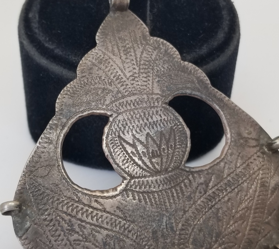 ÜZERİ HAYAT AĞACI FİGÜRLÜ OSMANLI DÖNEMİ KALEM İŞÇİLİKLİ KOLYE - GERDANLIK