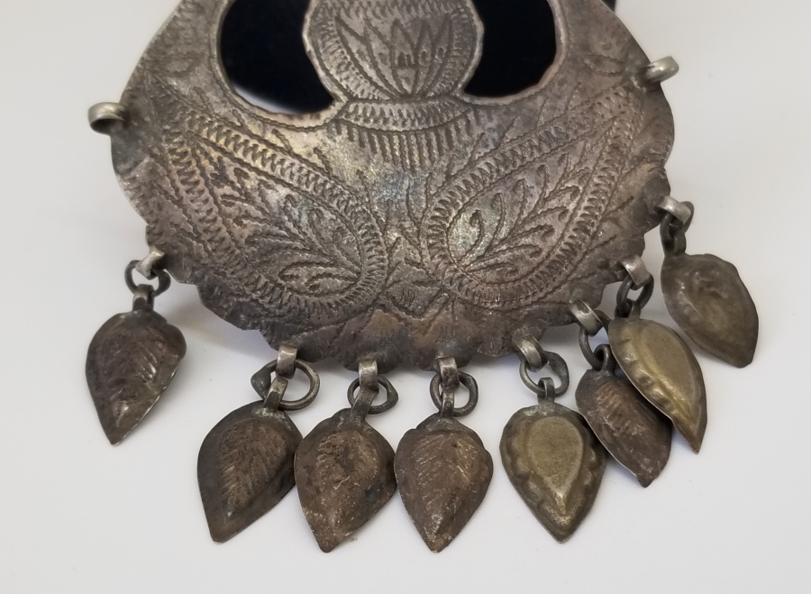 ÜZERİ HAYAT AĞACI FİGÜRLÜ OSMANLI DÖNEMİ KALEM İŞÇİLİKLİ KOLYE - GERDANLIK