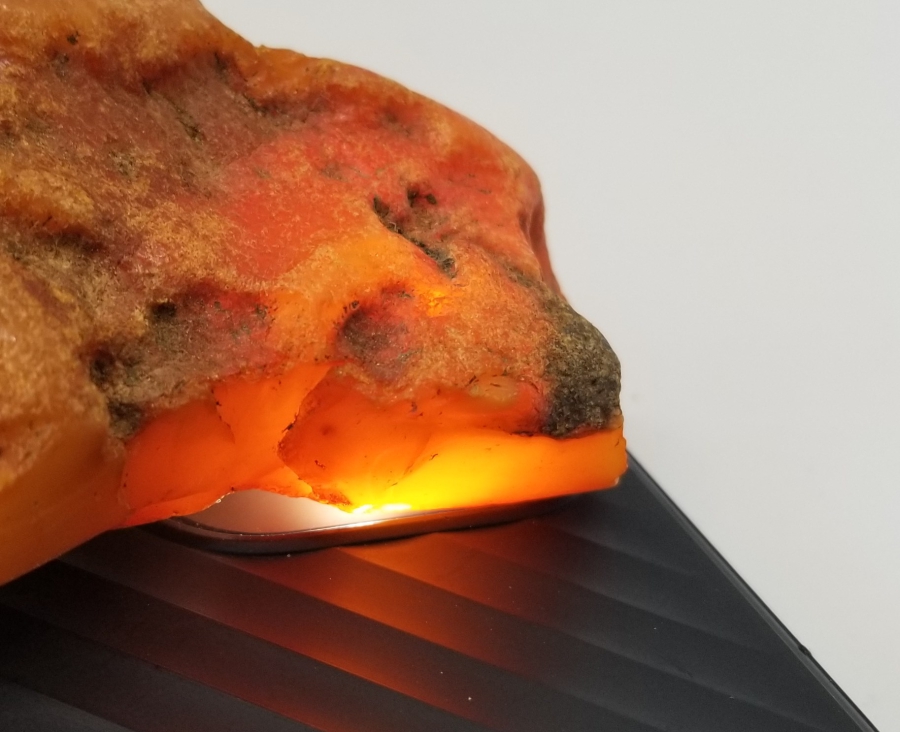 İŞLENMEMİŞ HAM KAYA DAMLA KEHRİBAR