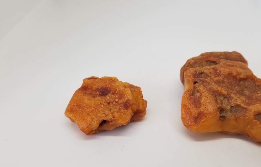 İŞLENMEMİŞ HAM KAYA DAMLA KEHRİBAR