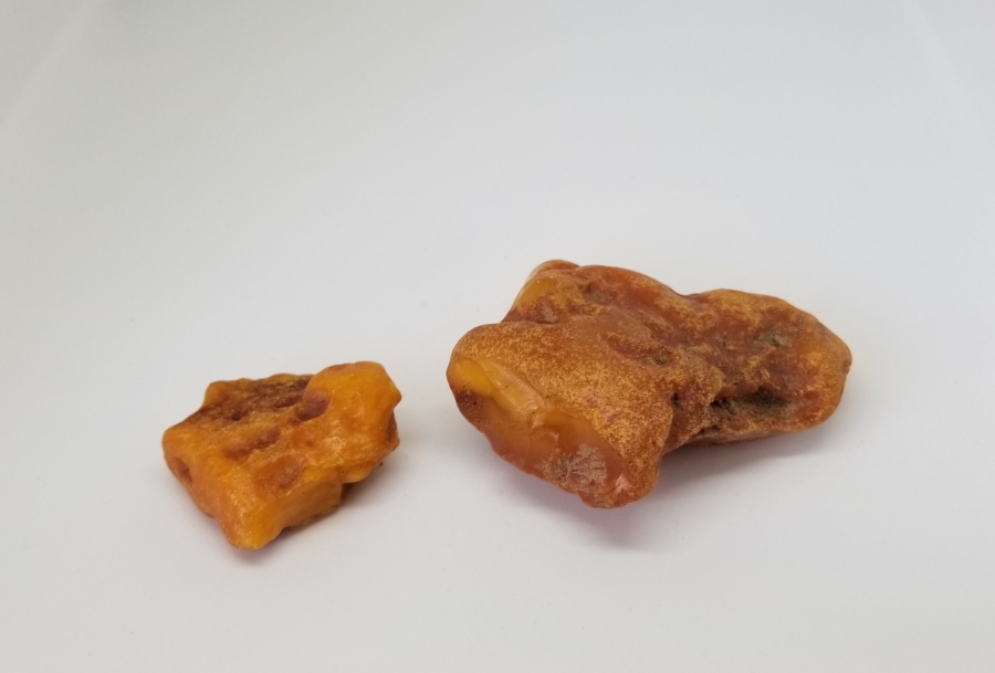 İŞLENMEMİŞ HAM KAYA DAMLA KEHRİBAR