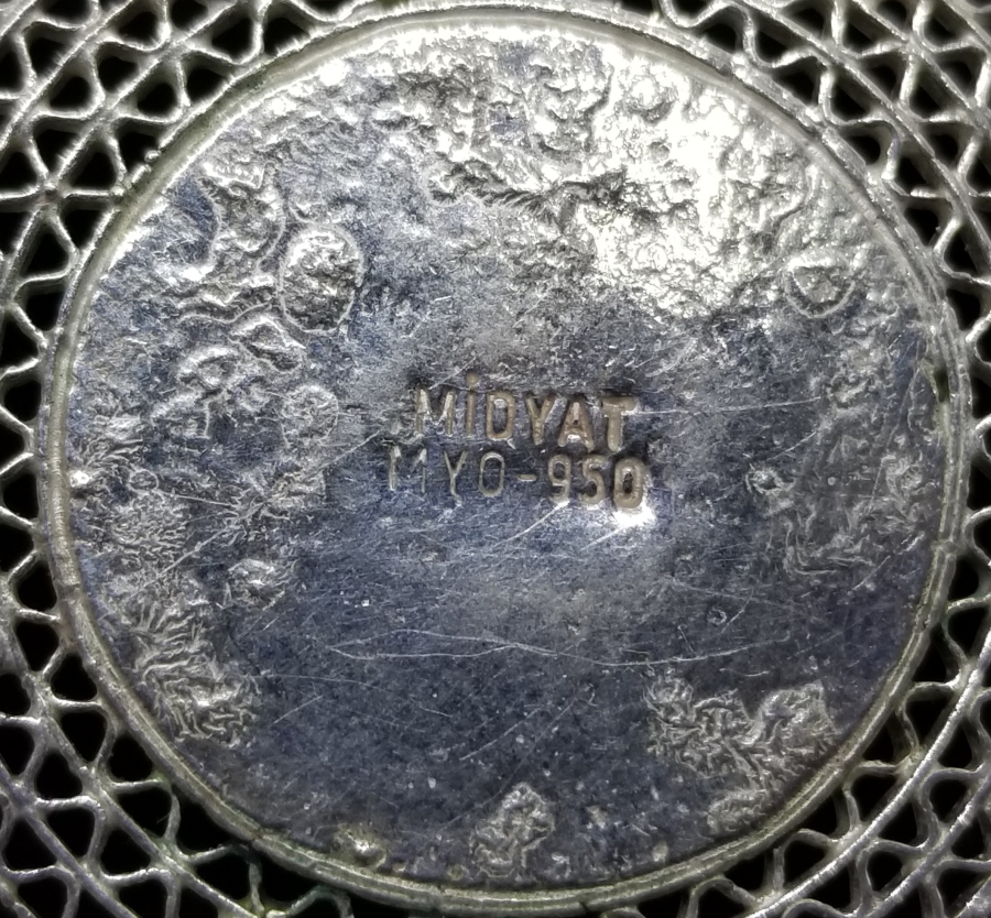 ARTUKLU ÜNİVERSİTESİ TELKARİ İŞÇİLİKLİ GÜMÜŞ ANAHTARLIK