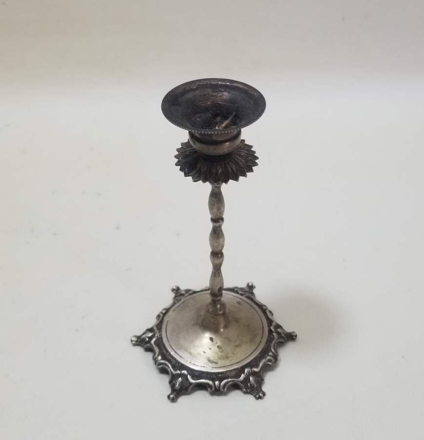 KABARTMA İŞÇİLİKLİ ANTİKA GÜMÜŞ ŞAMDAN