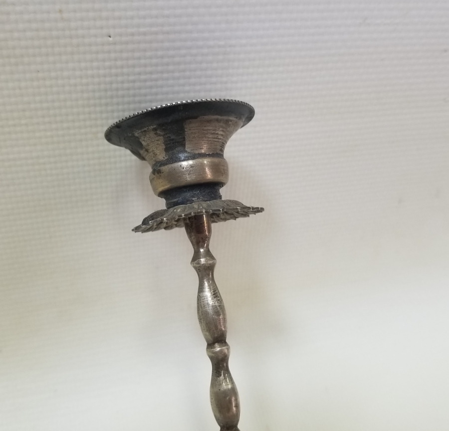 KABARTMA İŞÇİLİKLİ ANTİKA GÜMÜŞ ŞAMDAN