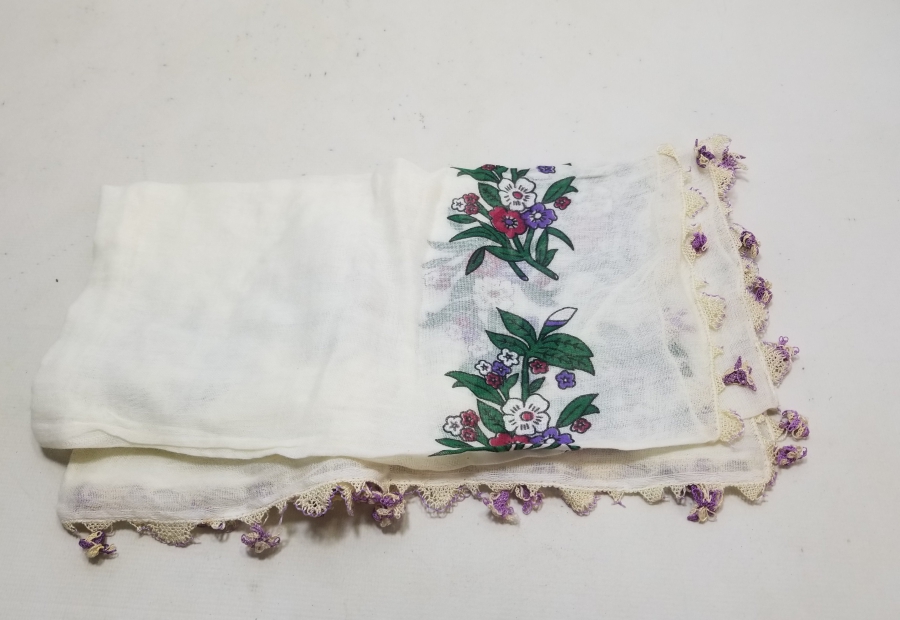 ÇEVRESİ İĞNE OYALI ANTİKA YAZMA