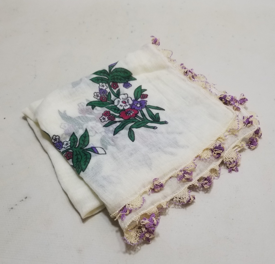 ÇEVRESİ İĞNE OYALI ANTİKA YAZMA