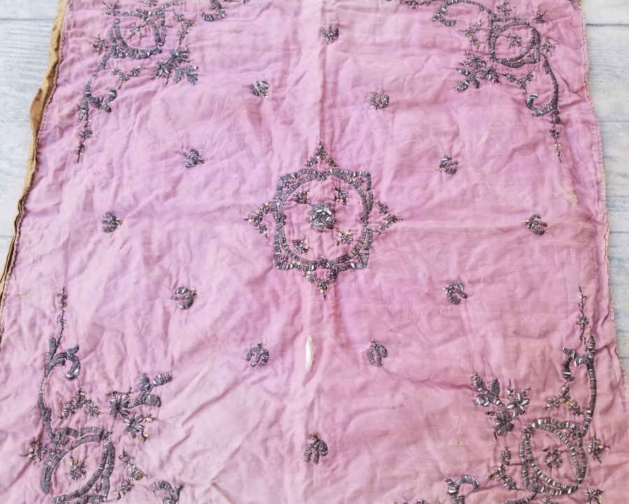 OSMANLI DÖNEMİ SIRMA İŞÇİLİKLİ GELİN BOHÇASI