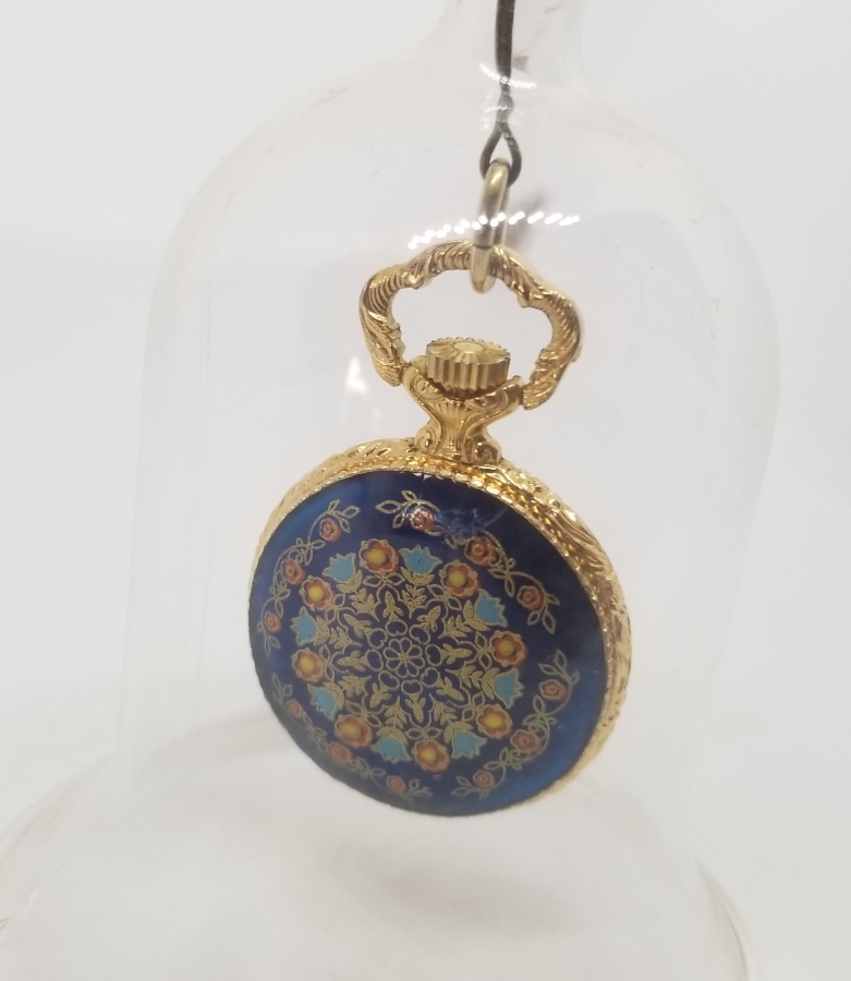 ORİJİNAL CAM FANUSUNDA MİNE İŞÇİLİKLİ ANTİKA KURMALI SAAT