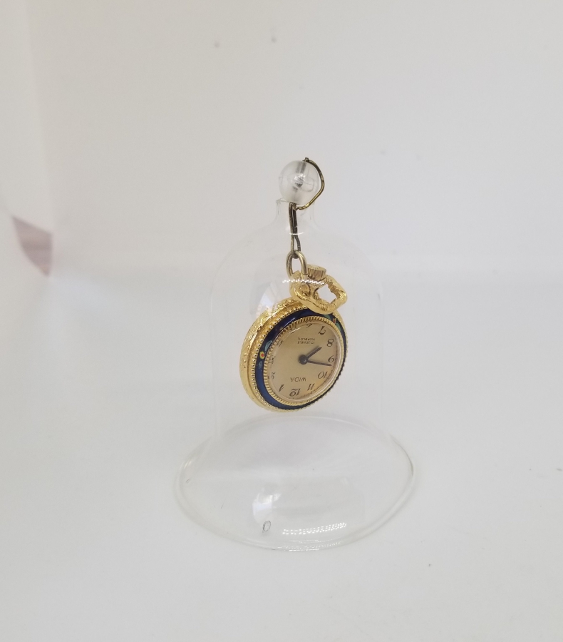 ORİJİNAL CAM FANUSUNDA MİNE İŞÇİLİKLİ ANTİKA KURMALI SAAT