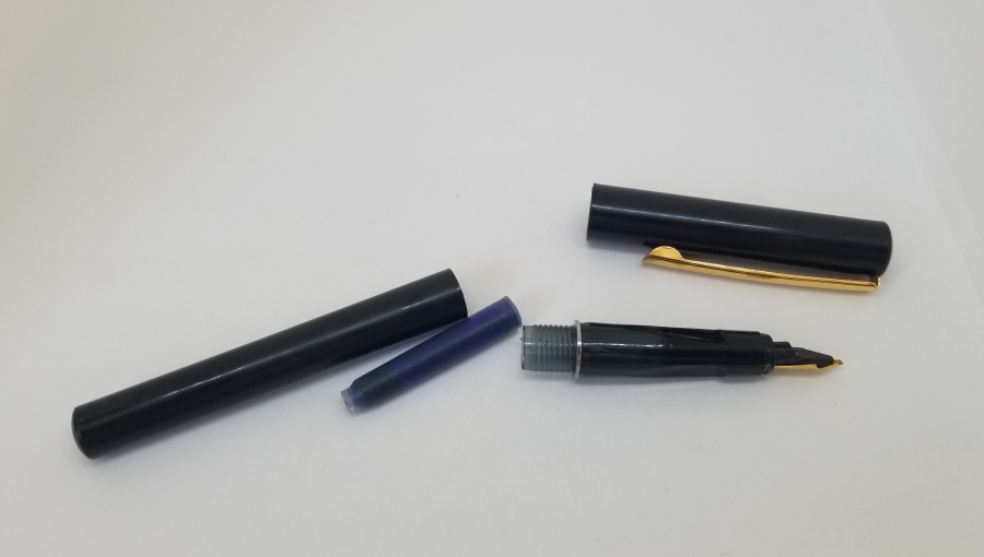 ÇİL KONDİSYONDA DOLMA KALEM