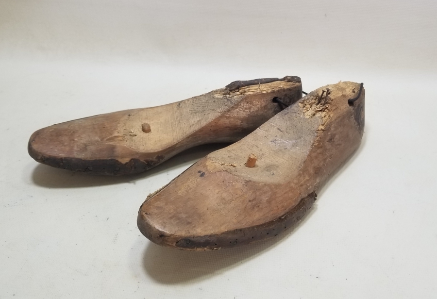 OSMANLI DÖNEMİ EL YAPIMI AHŞAP AYAKKABICI KALIBI