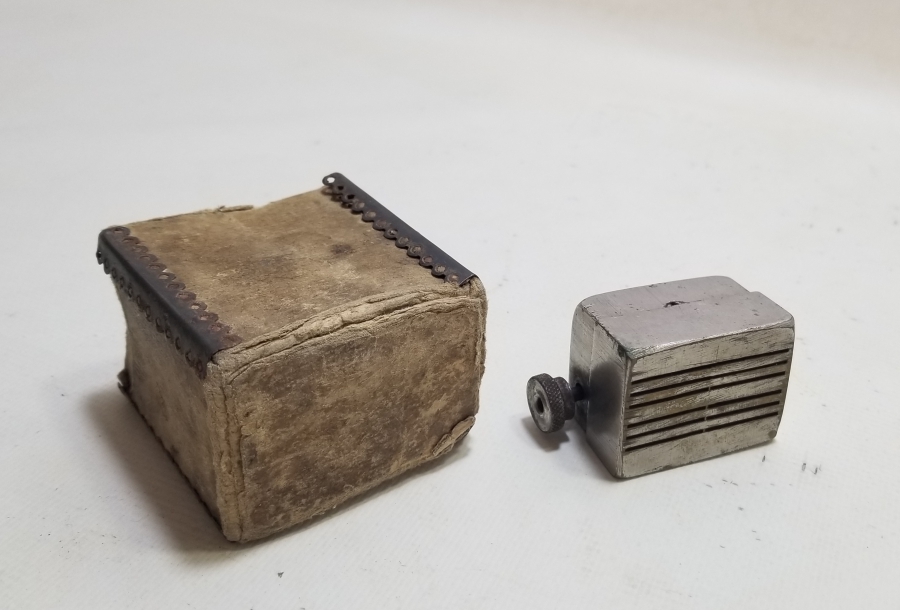 DERİ KUTUSUNDA OSMANLI DÖNEMİ NADİR HACAMAT