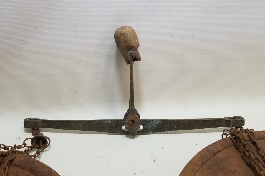 ÇİFT KEFELİ ANTİKA TERAZİ