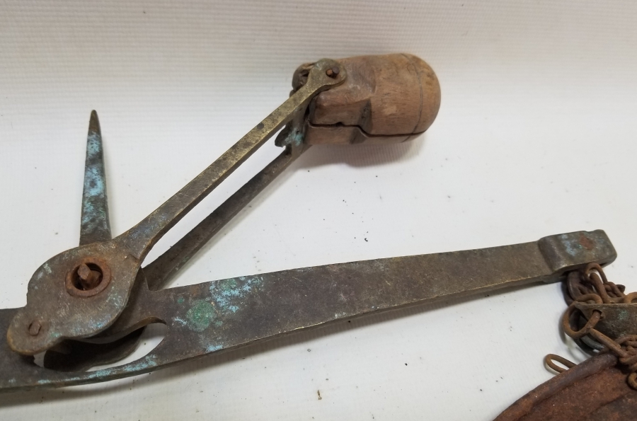 ÇİFT KEFELİ ANTİKA TERAZİ