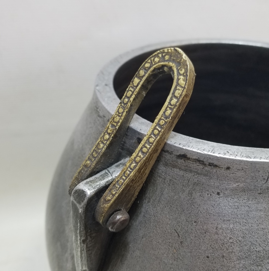 ANTİKA İLK YAPILAN DÜDÜKLÜ TENCERE