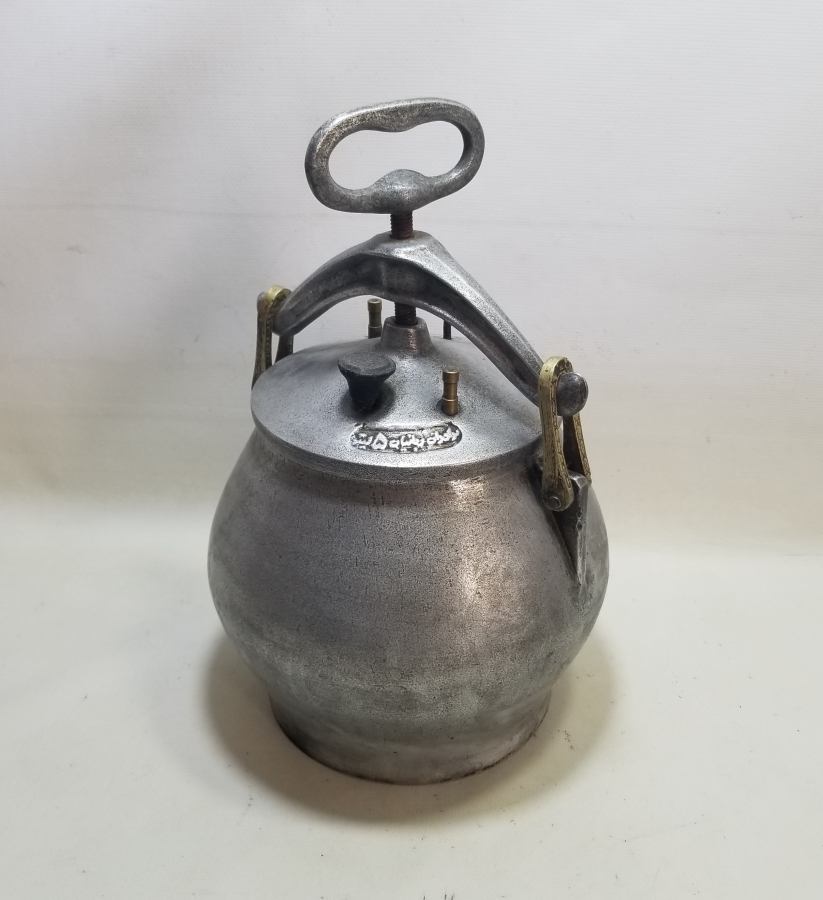 ANTİKA İLK YAPILAN DÜDÜKLÜ TENCERE