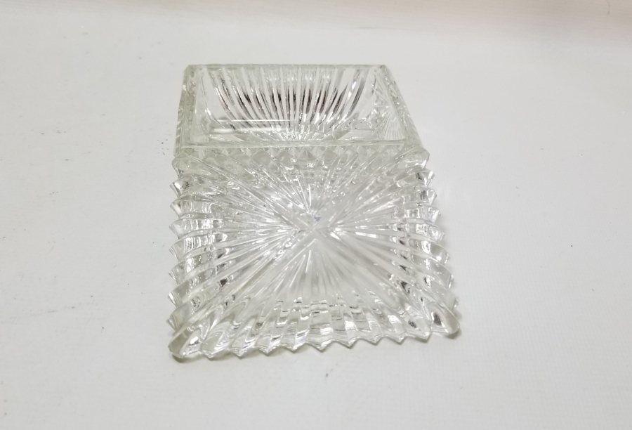 KRİSTAL KESME İŞÇİLİKLİ ANTİKA CAM ŞEKERLİK