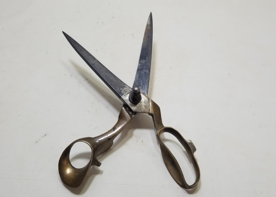 BÜYÜK BOY YERLİ YAPIM ANTİKA TERZİ MAKASI