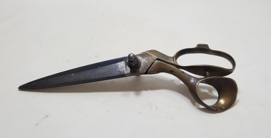 BÜYÜK BOY YERLİ YAPIM ANTİKA TERZİ MAKASI