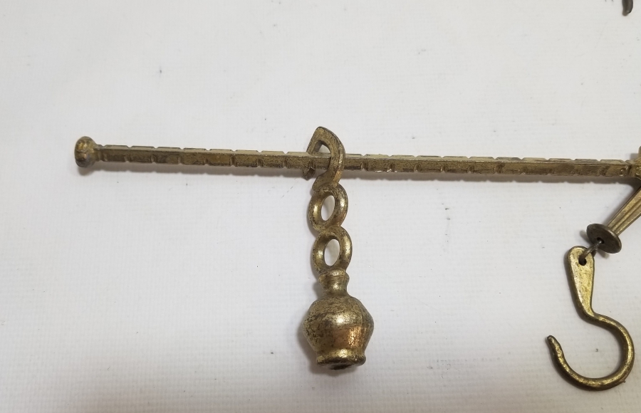 ANTİKA DEKORATİF BAHARATÇI TERAZİSİ