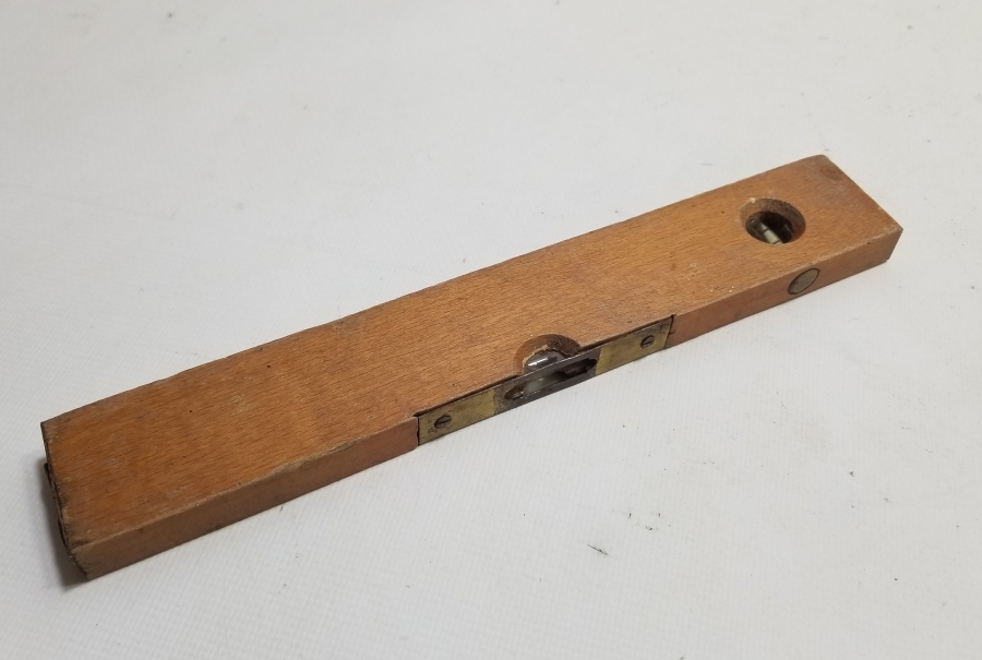 ANTİKA AHŞAP SU TERAZİSİ