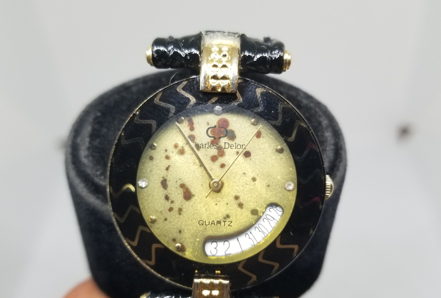 PİLLİ KADIN KOL SAATİ