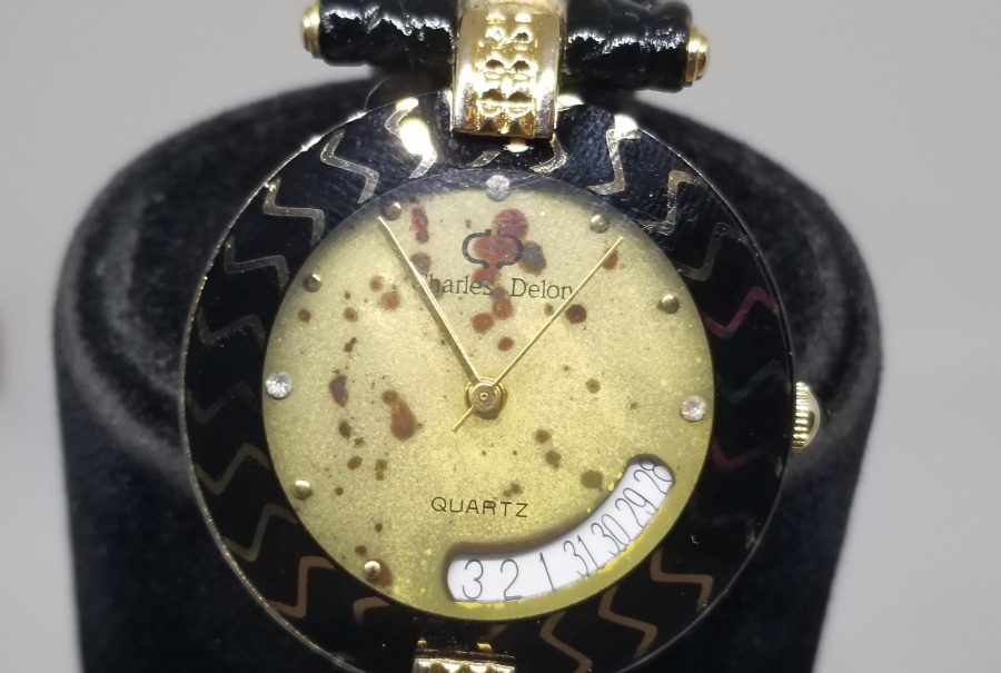 PİLLİ KADIN KOL SAATİ