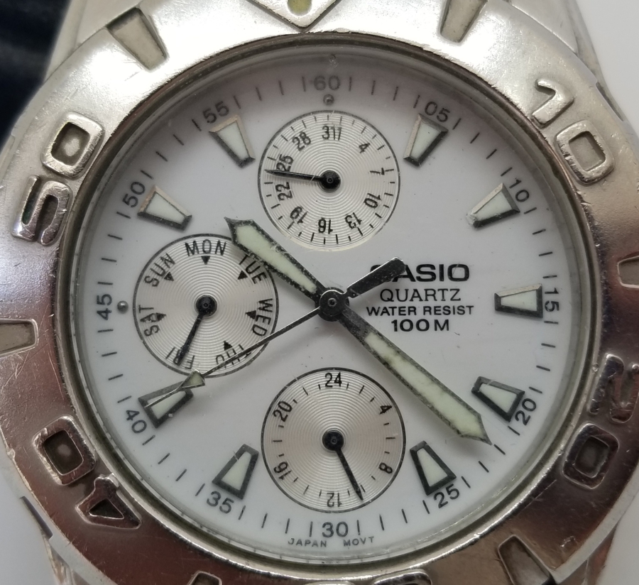 CASIO MARKA PİLLİ KOL SAATİ