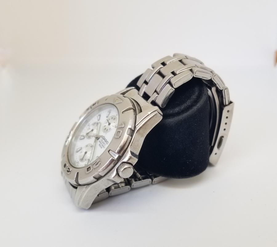 CASIO MARKA PİLLİ KOL SAATİ