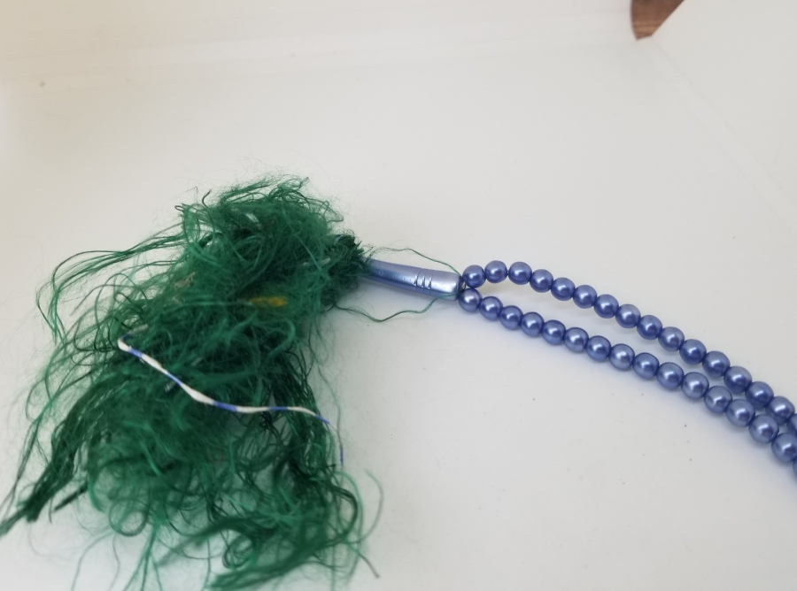 ORİJİNAL PÜSKÜLÜYLE OSMANLI DÖNEMİ NADİR RENKTE BEYKOZ 99LUK NAMAZ TESPİHİ