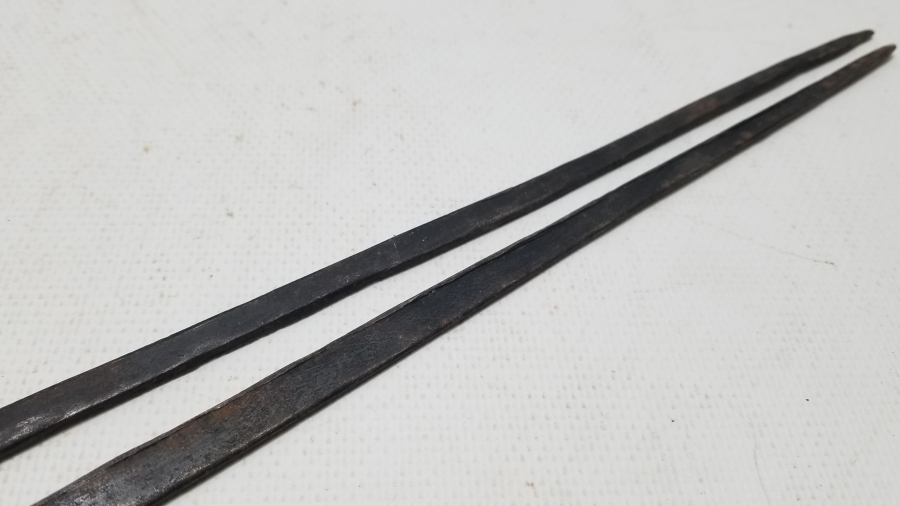 OSMANLI DÖNEMİ EL YAPIMI İKİ ADET ÇERKES ÇİZME ŞİŞİ