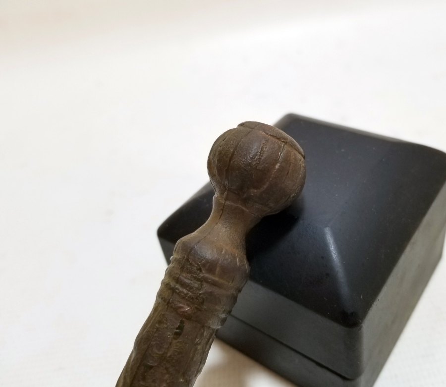 OSMANLI DÖNEMİ MEVLEVİ DERVİŞ SİKKESİ FORMUNDA YAPILMIŞ PAZARCI SARIK MAŞASI PARÇASI