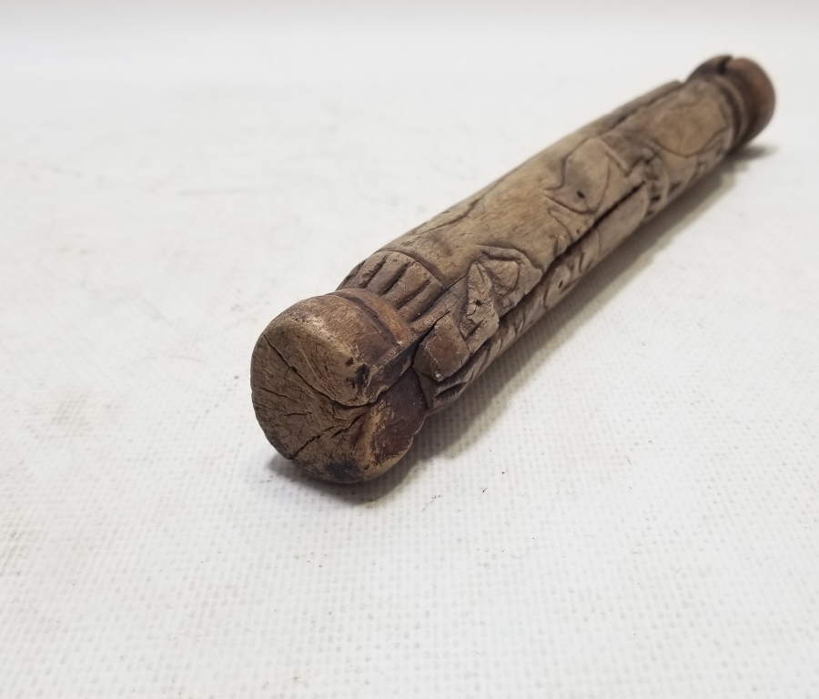 ÜZERİNDE GEYİK, ÇAKAL VE TAVŞAN GİBİ HAYVAN FİGÜRLERİ BULUNAN OSMANLI DÖNEMİ NADİR ŞAMANİK TEF TOKMAĞI