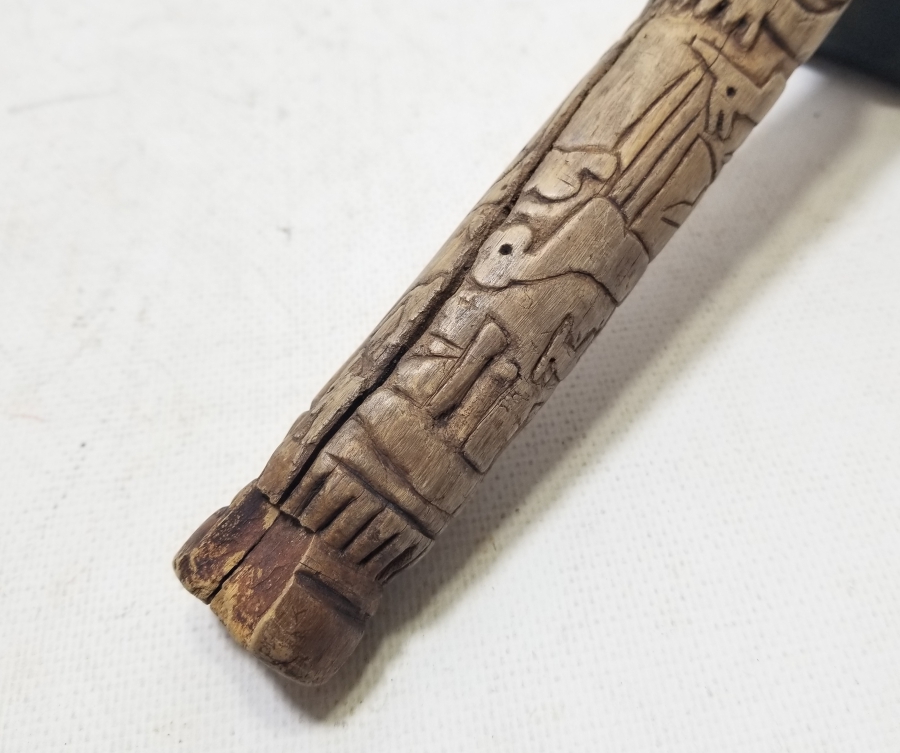 ÜZERİNDE GEYİK, ÇAKAL VE TAVŞAN GİBİ HAYVAN FİGÜRLERİ BULUNAN OSMANLI DÖNEMİ NADİR ŞAMANİK TEF TOKMAĞI