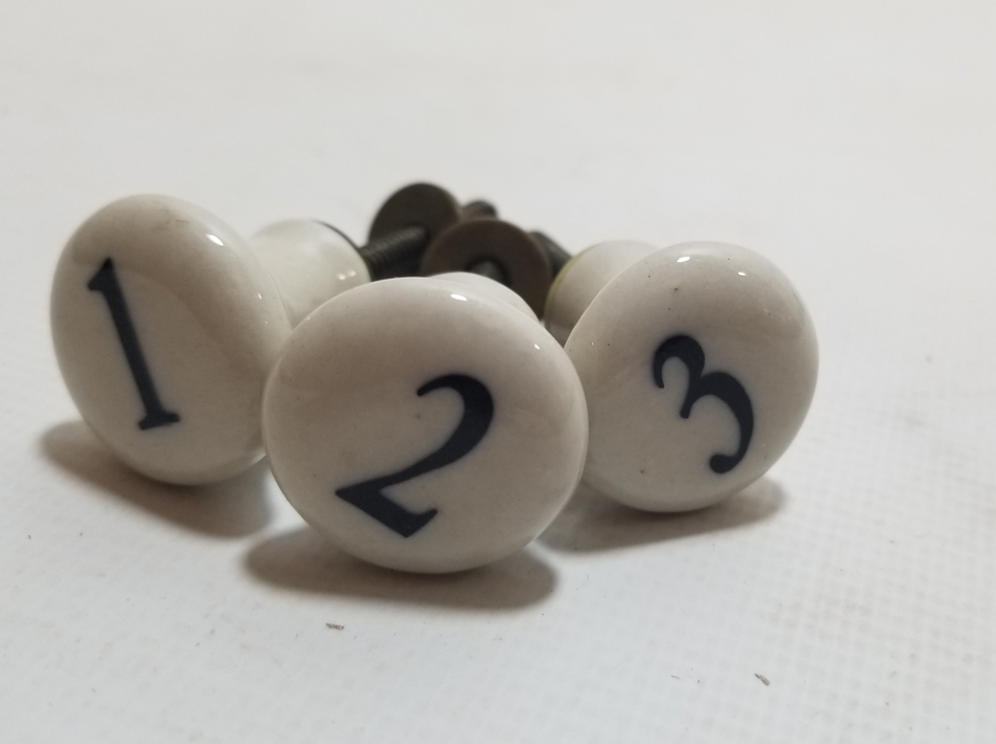 ANTİKA PORSELEN ÇEKMECE KULPLARI