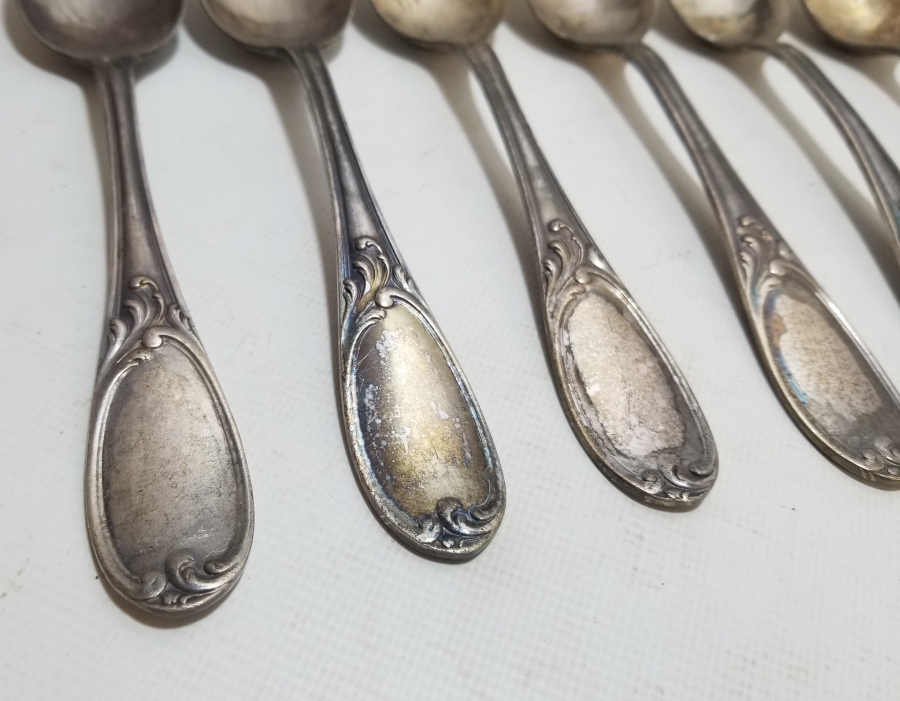 KABARTMA İŞÇİLİKLİ GÜMÜŞ KAPLAMA ANTİKA FRANSIZ KAŞIK TAKIMI