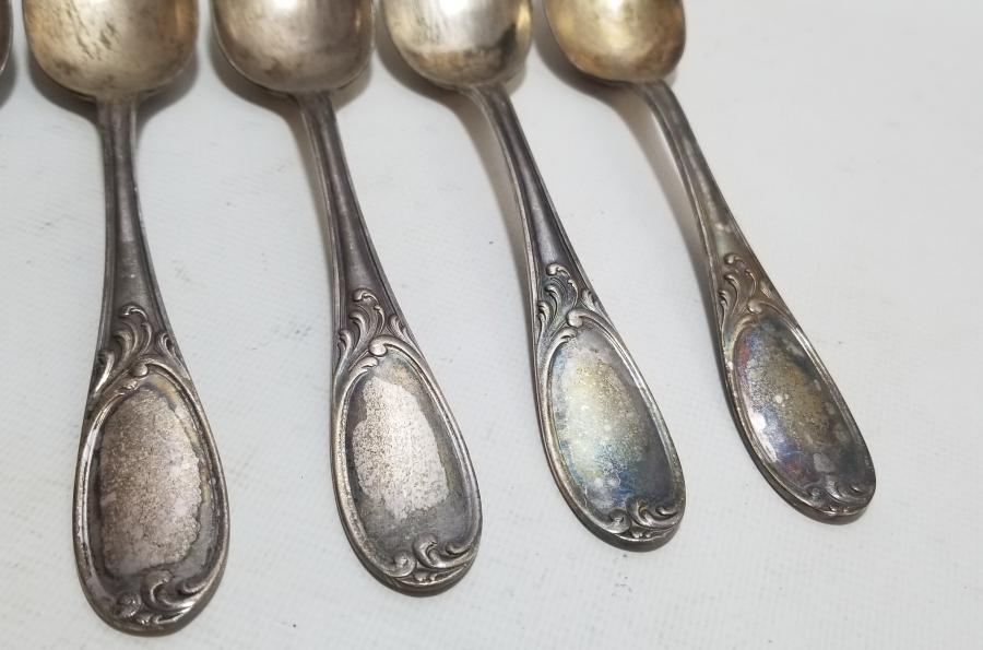 KABARTMA İŞÇİLİKLİ GÜMÜŞ KAPLAMA ANTİKA FRANSIZ KAŞIK TAKIMI