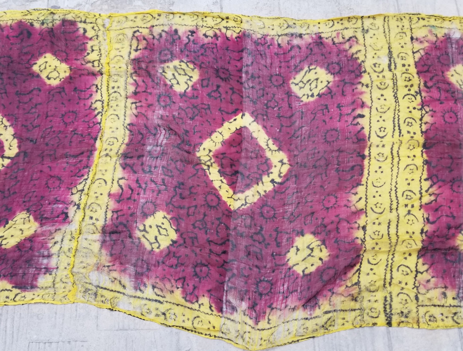 ÜZERİ AY YILDIZ FİGÜRLÜ VE KÖK BOYA İŞÇİLİKLİ OSMANLI DÖNEMİ NADİR BEŞİK ÖRTÜSÜ